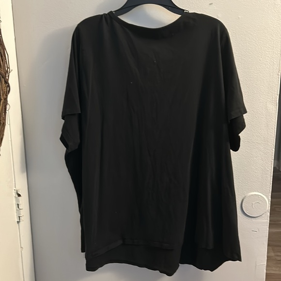 Women’s top - Picture 4 of 4